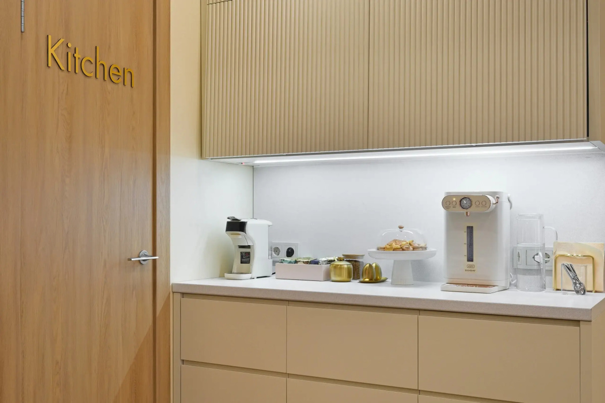 Отель Mirum Hotel