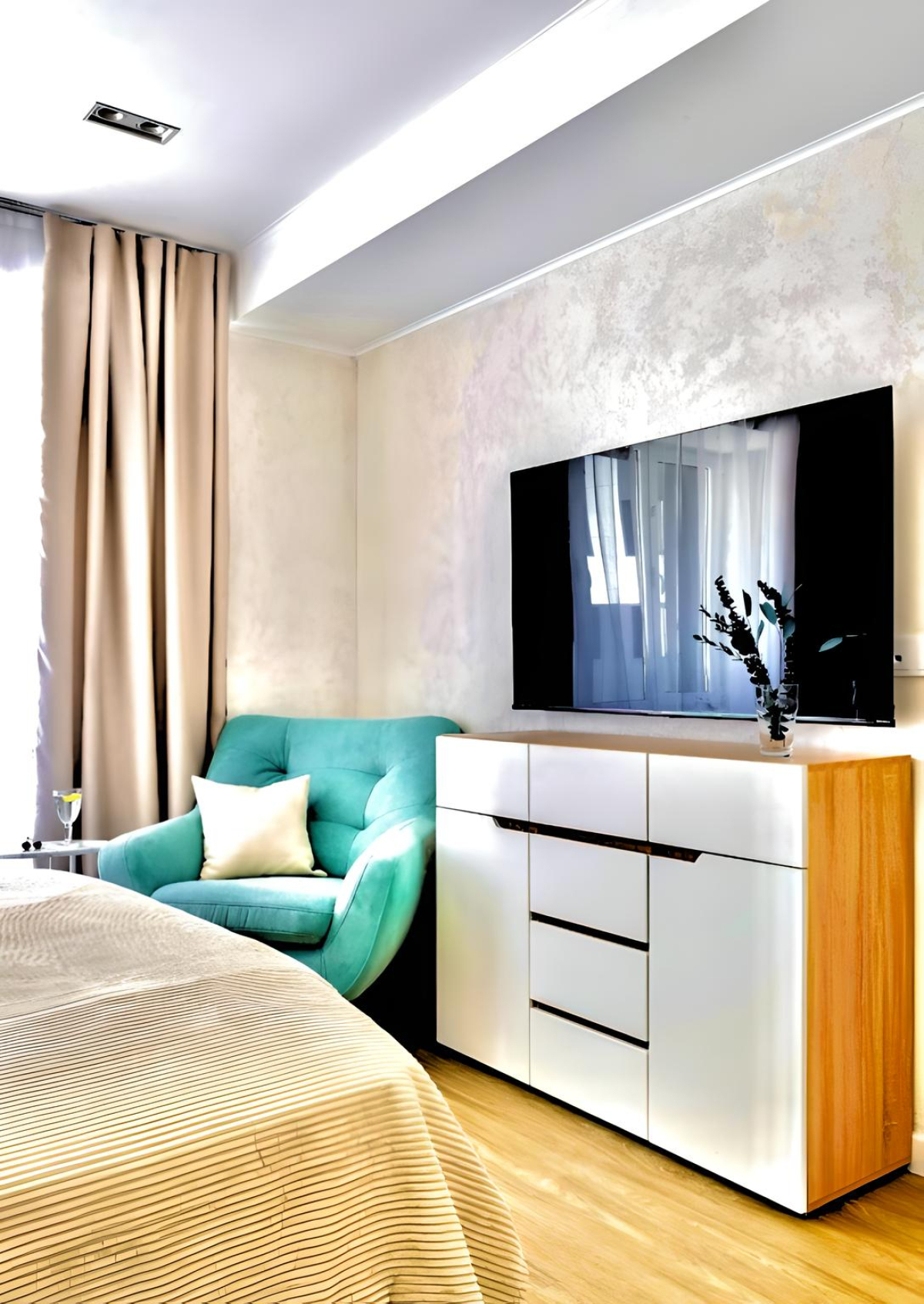 Апартаменты на Уральской 75/6