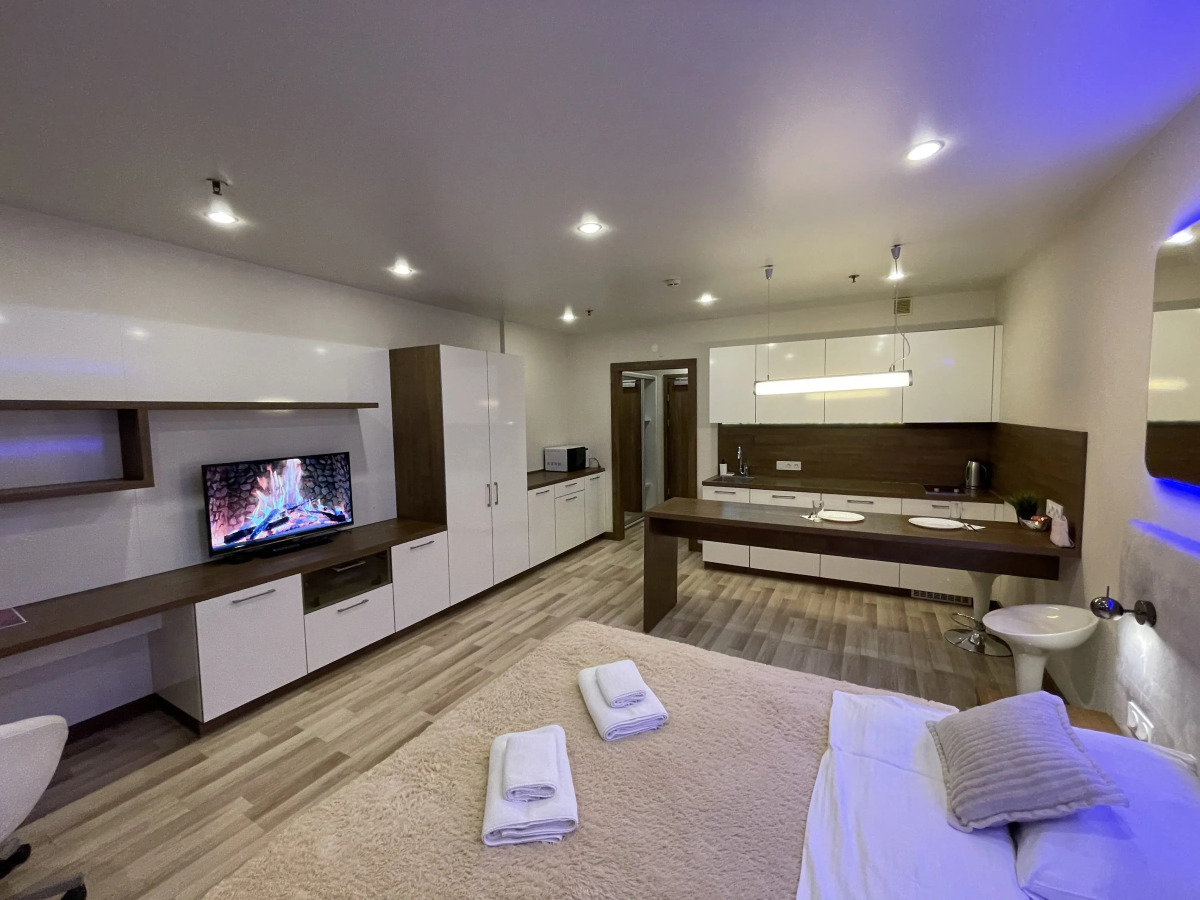 Апартаменты Plaum Hotel Хошимина 16