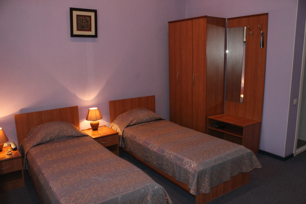 Отель Золотой Лев