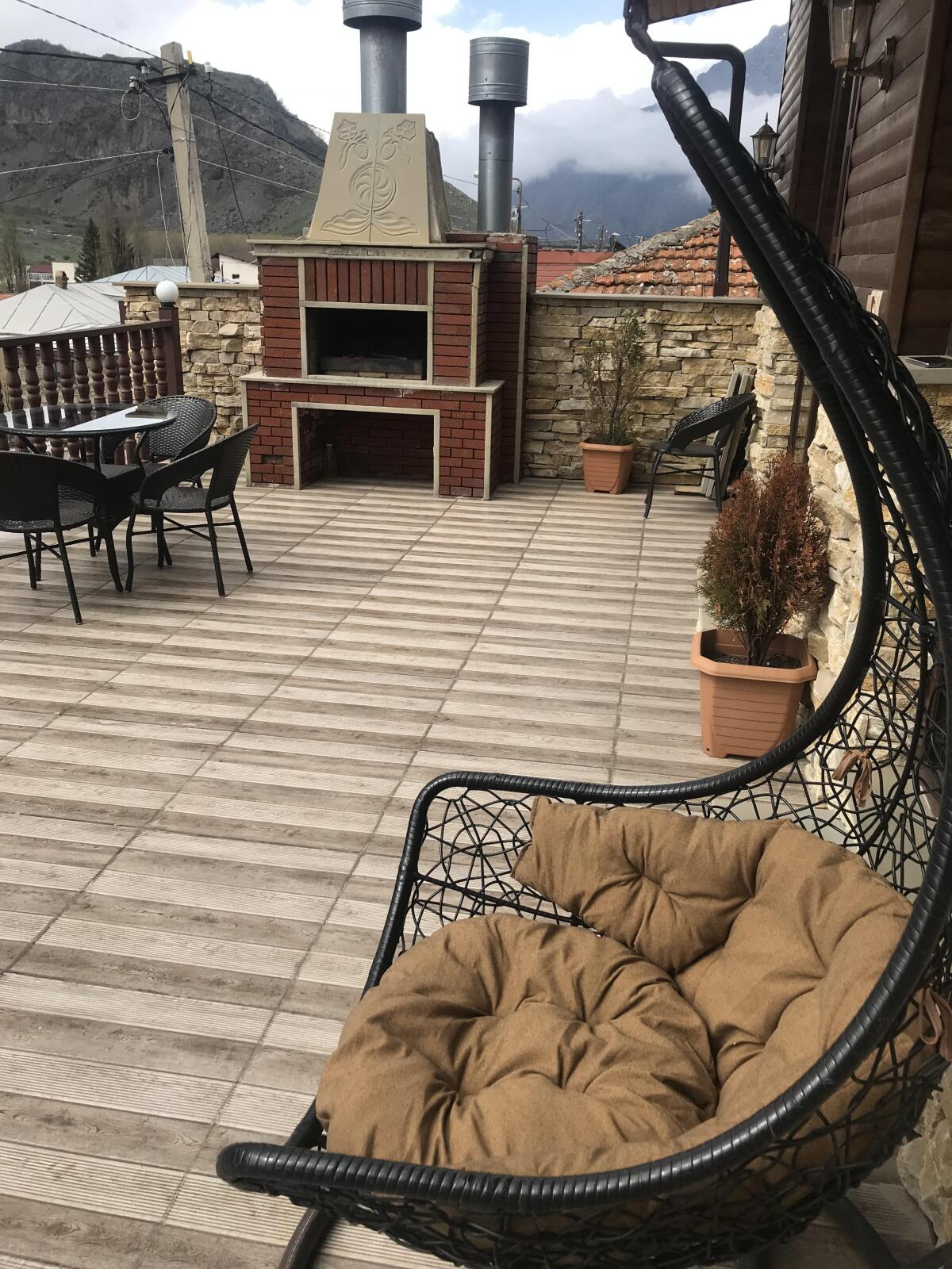 Отель Come & Rest