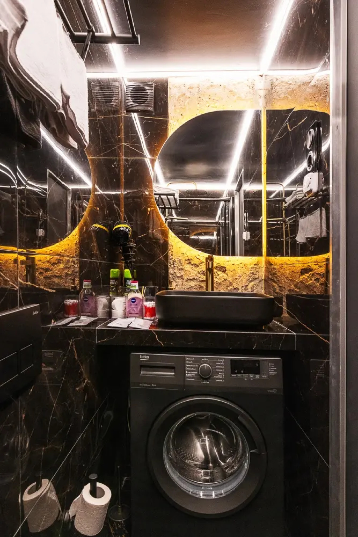 Апартаменты StudioV Batman