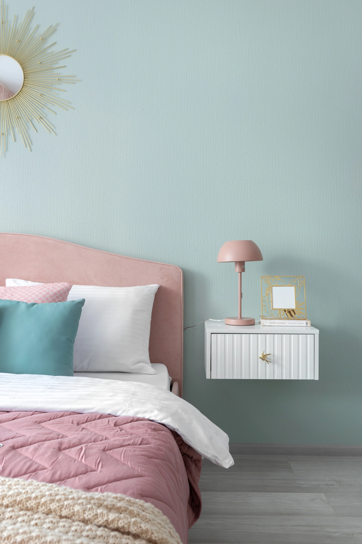 Квартира 50 Оттенков Розового