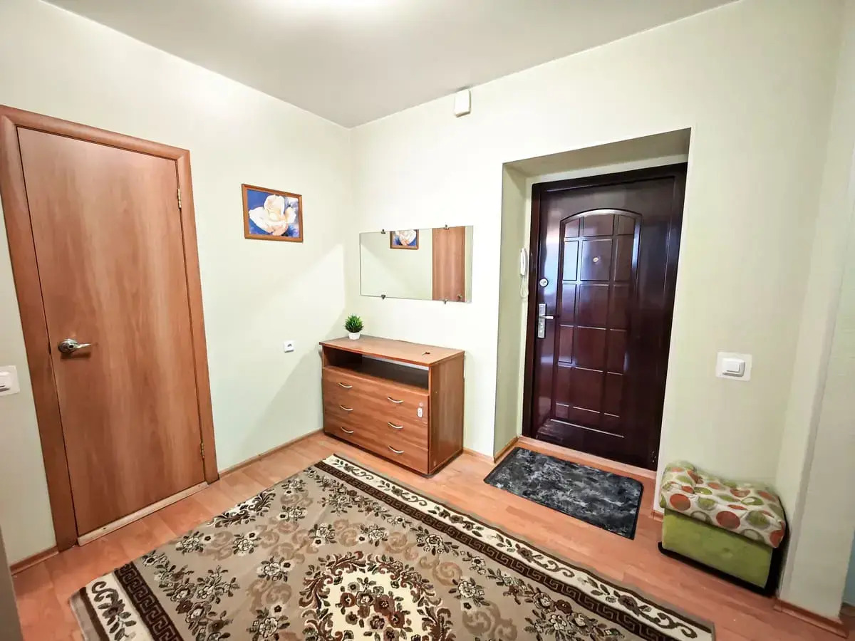 Квартира 2к квартира на Семьи Шамшиных 18