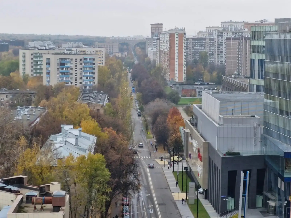 Жилое помещение 2-к квартира у метро Молодежная с яркими закатами