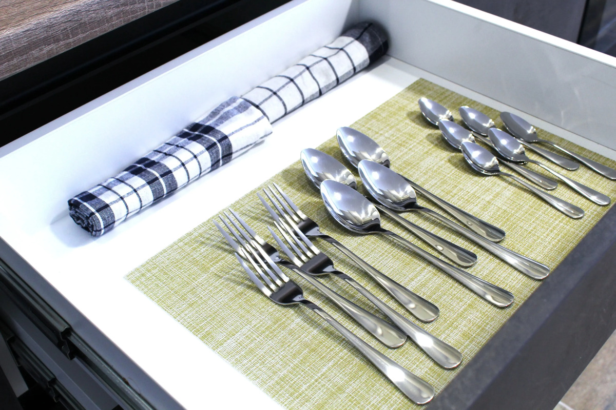 Апартаменты Apato Уютная студия с видом на город и горы