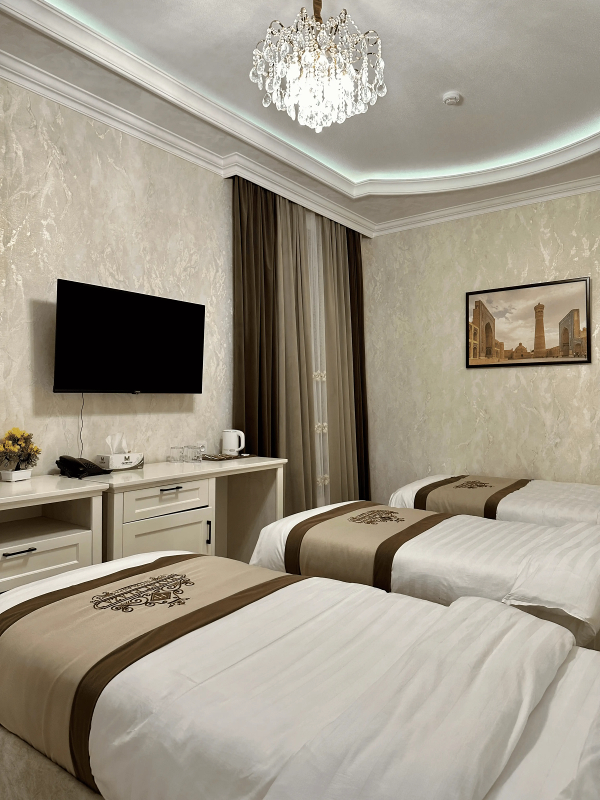 Отель и Спа Hayat Plaza