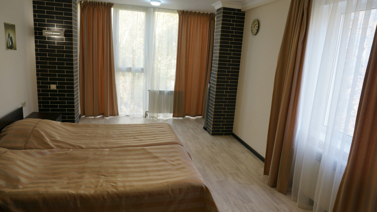 Апартаменты на Жуковского