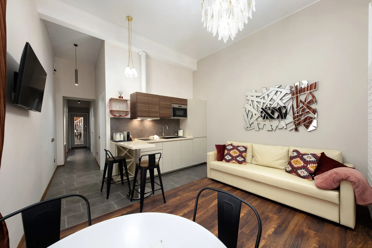 Апартаменты Золотого Треугольника 1