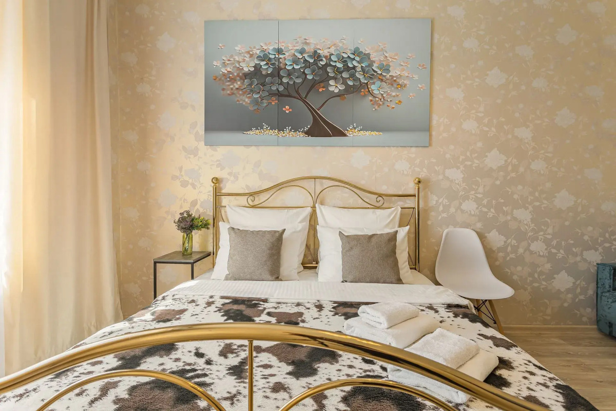 Апартаменты Горького 162