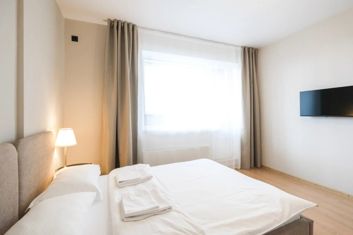 Апартаменты Домант Романова 60/1