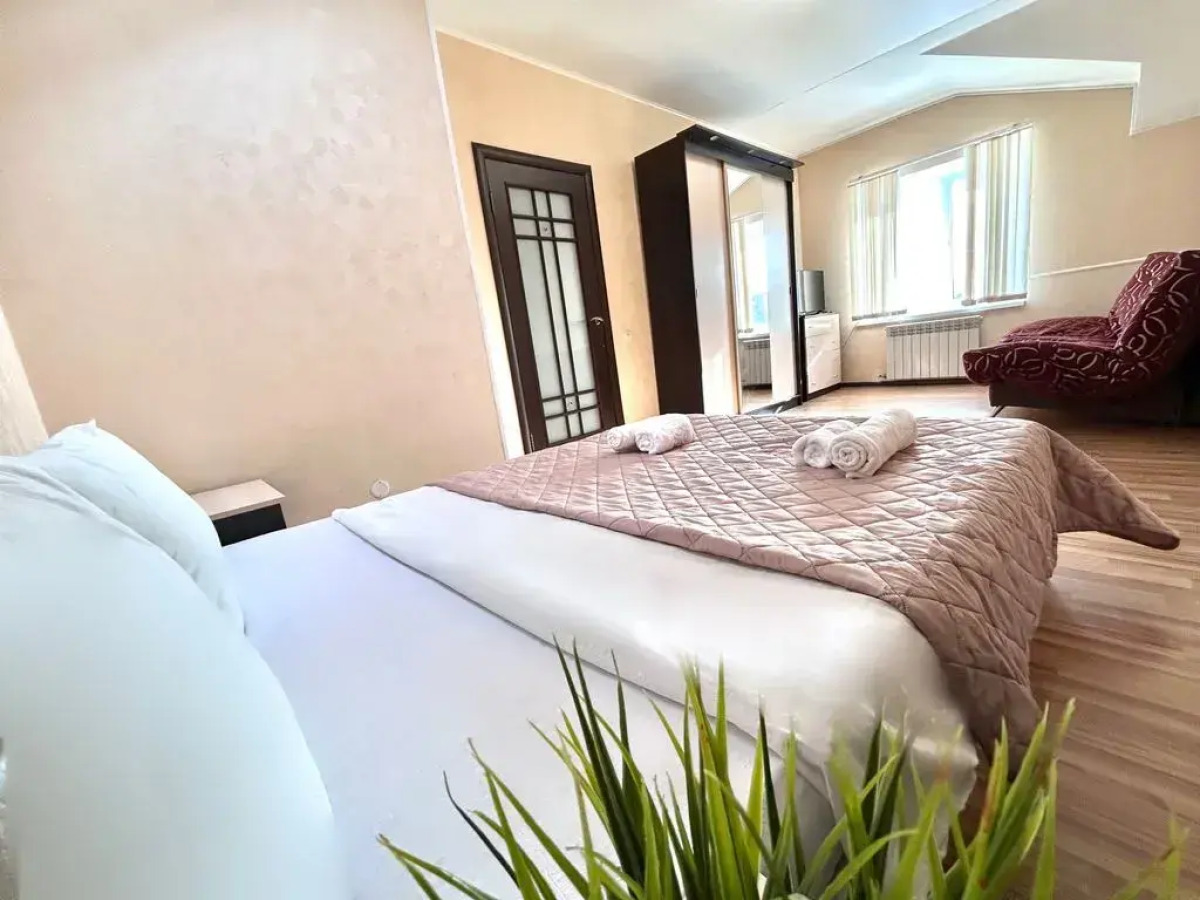 Апартаменты на Каракозова 10