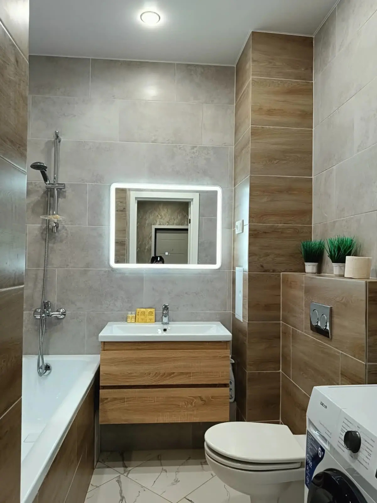 Квартира Теплая двухкомнатная квартира