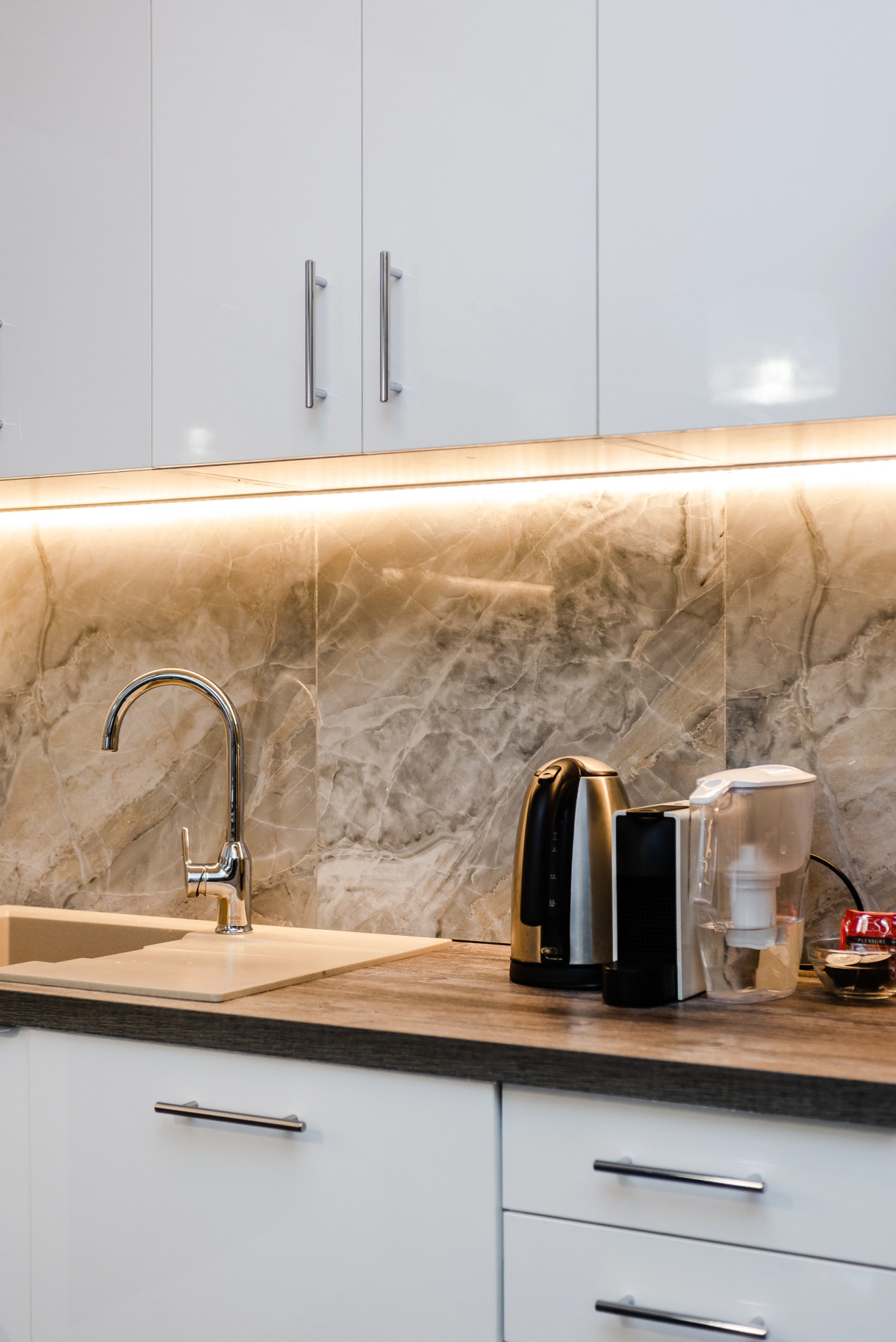 Апартаменты LikeHome Life - Калужская Букинист 2