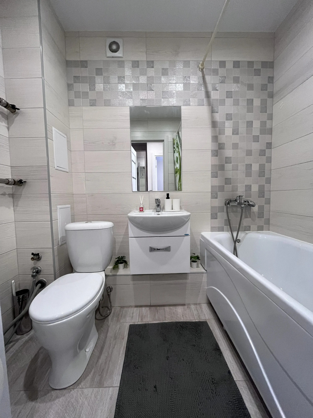 Апартаменты Privi House на Строителя Шишкина 3/1