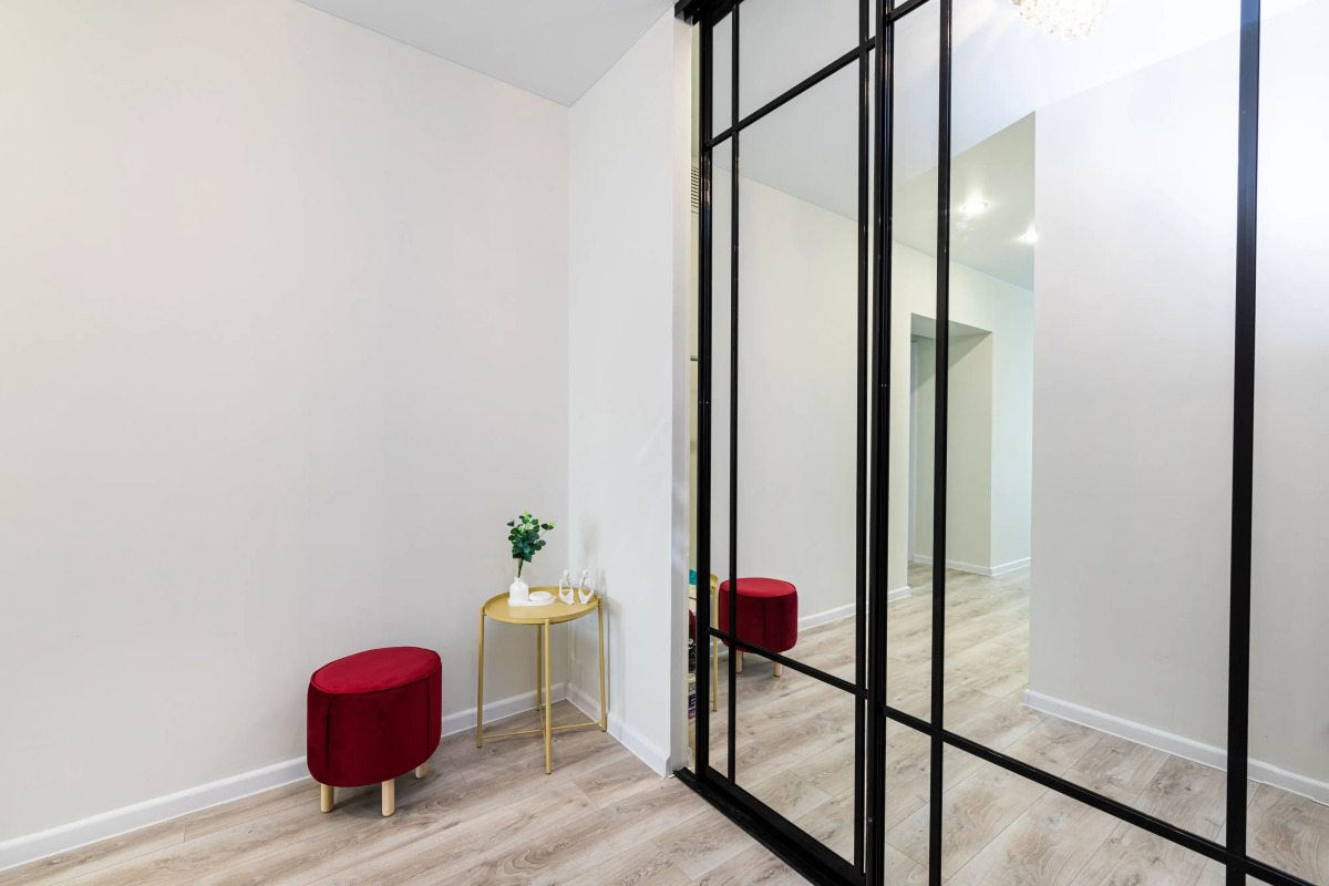 Апартаменты LS 4-х Комнатная большая Журавли