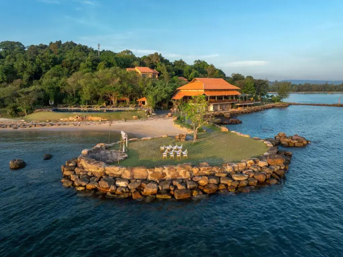 Курортный отель Green Bay Phu Quoc Resort & Spa