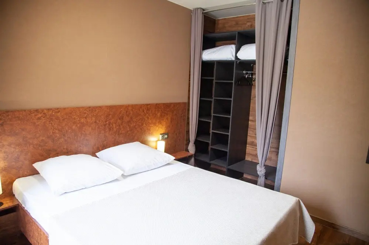 Отель ESENIN-LocuS