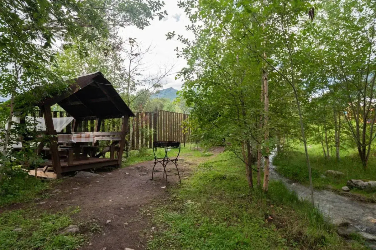 Отель Дом у реки