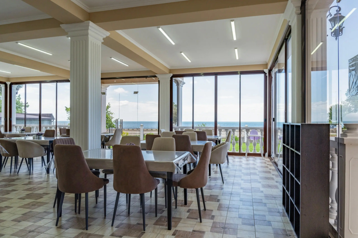 Отель Грейс Фаорс