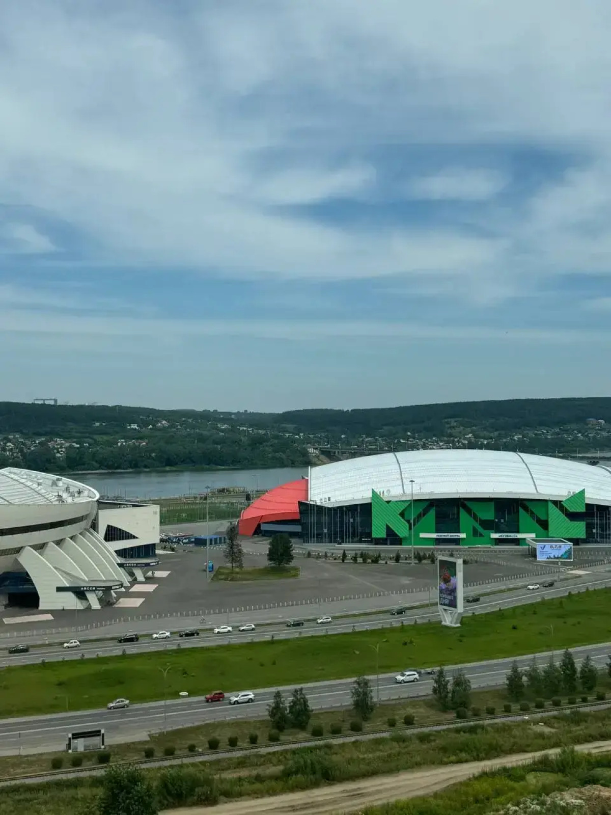 Апартаменты СИБИРЬ HOUSE   Люкс напротив Московской площади