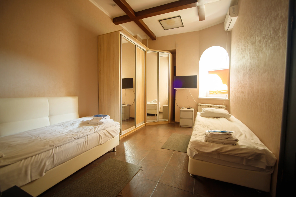 Меблированные комнаты Night Train