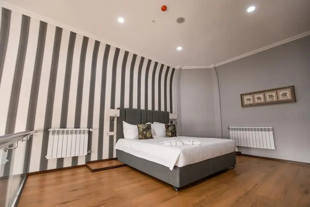 Отель Krokus Plaza