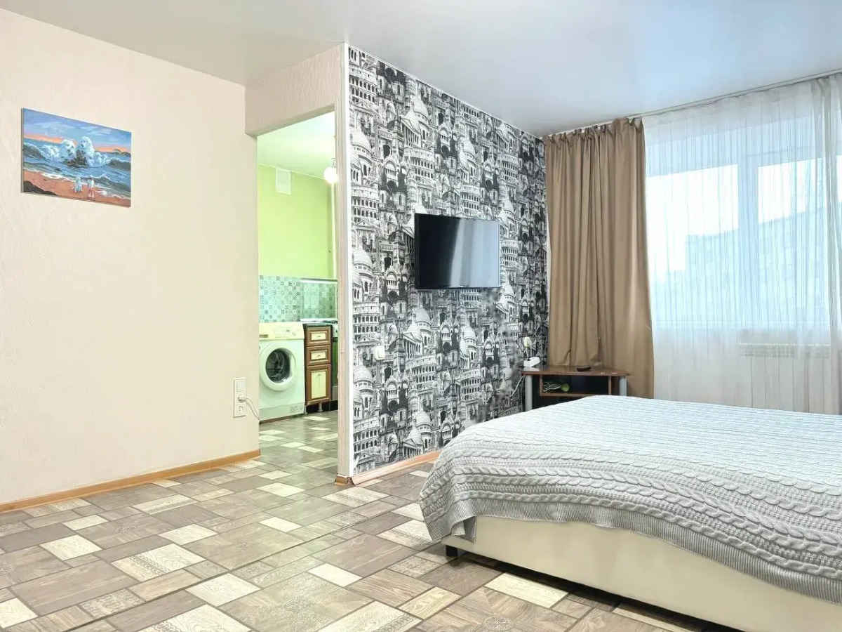 Квартира однокомнатная в центре на Островского рядом с МВД и ГорСадом