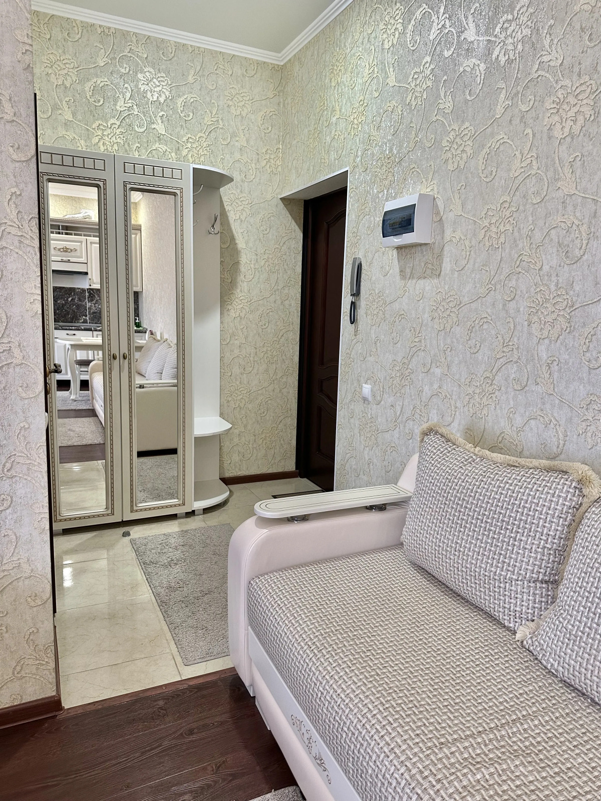 Отель Рич Хаус (Rich House)