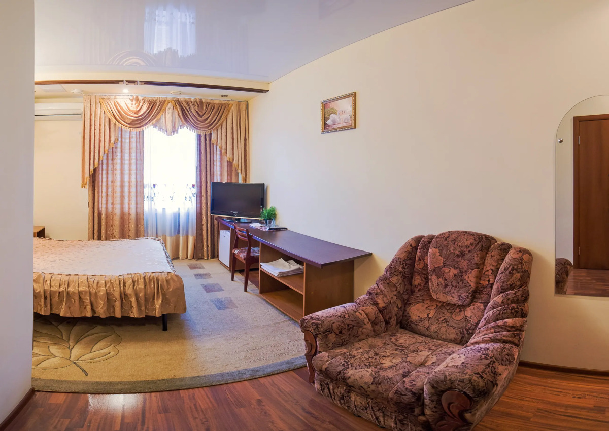 Отель Абсолют