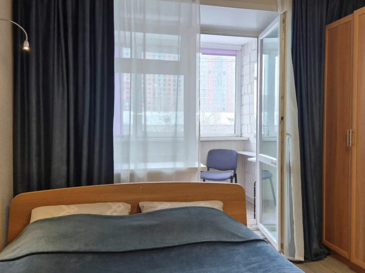 Квартира-студия с лоджией на Синельникова 1