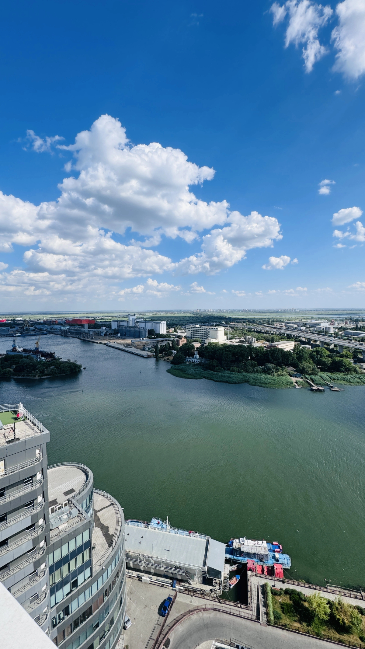 Квартира Двухкомнатная на берегу Дона