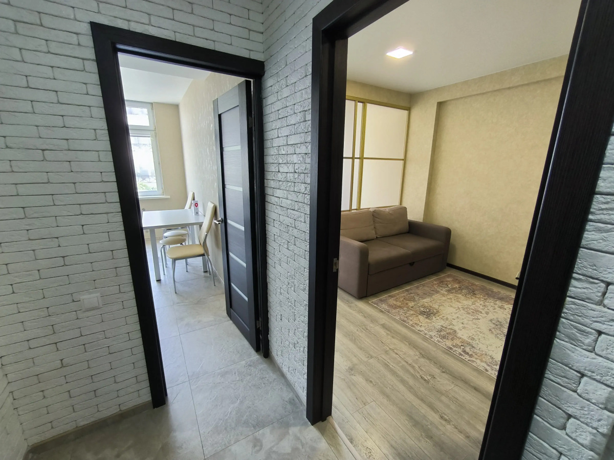 Апартаменты у пляжа Парк Победы на 4 гостей