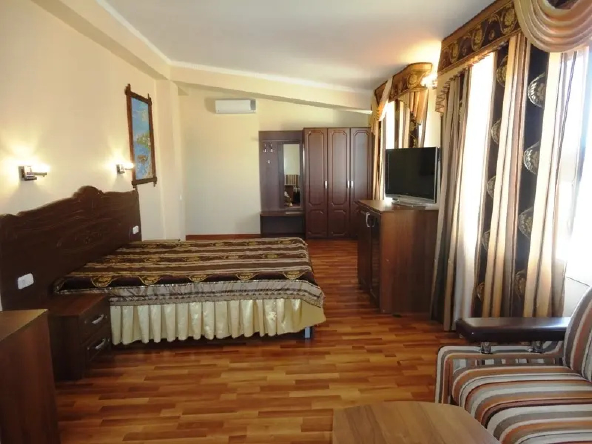 Гостиница Сибирь