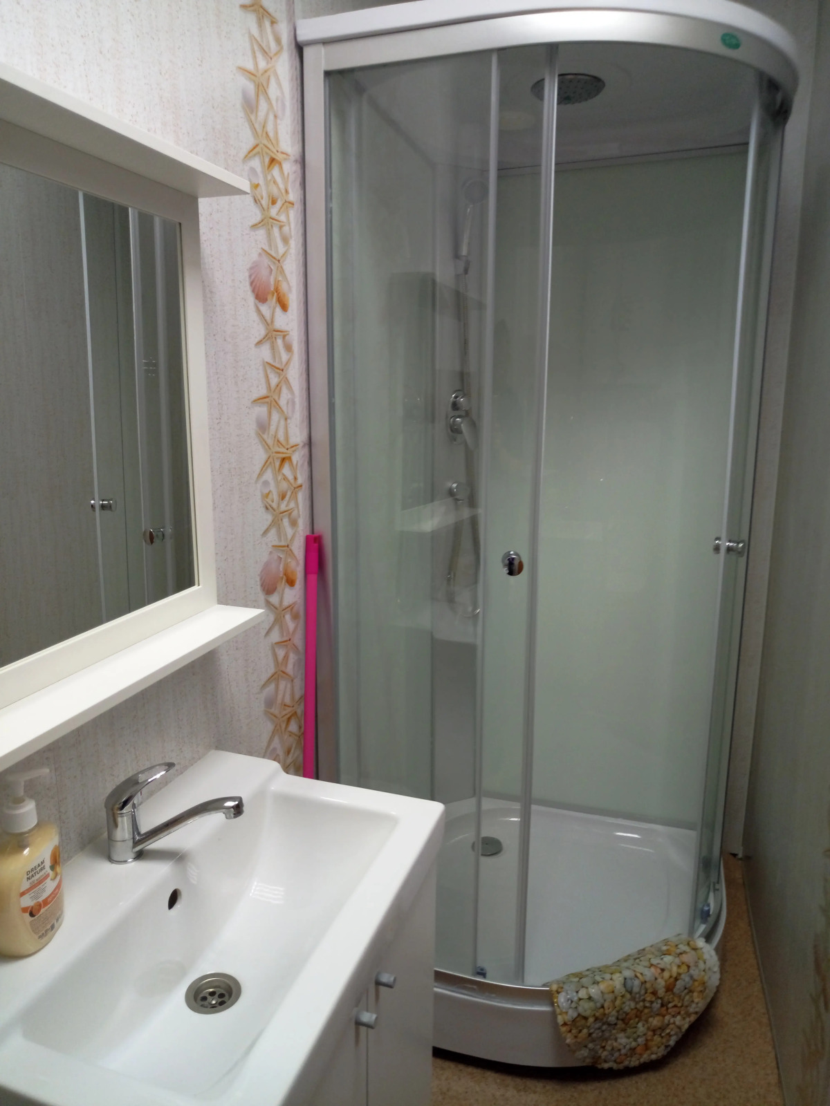 Апартаменты на Никольской 8