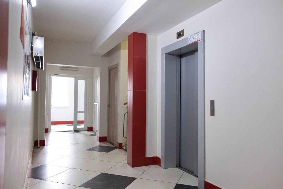 Квартира Черно-белое кино