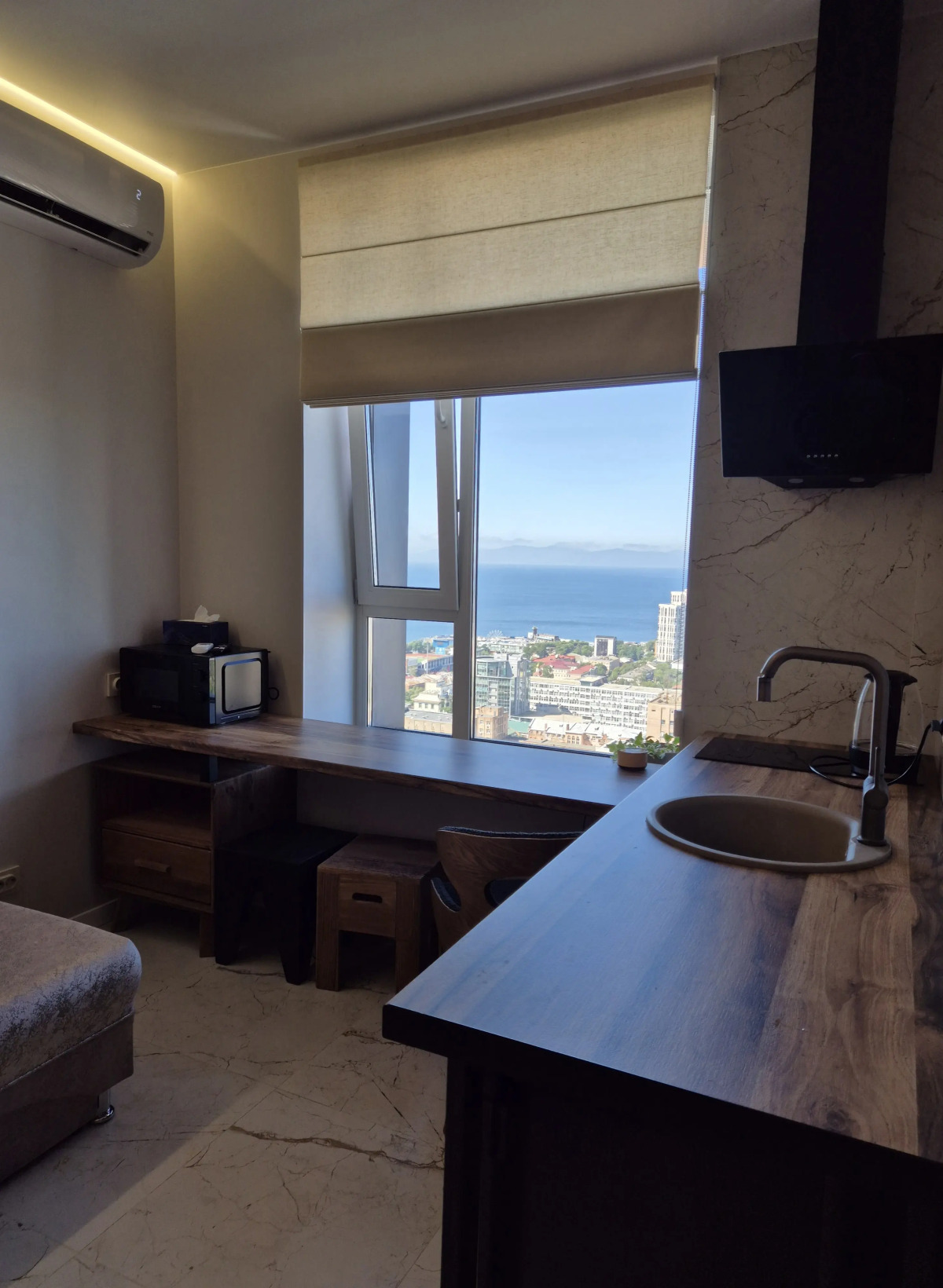 Апартаменты на улице Прапорщика Комарова 34-97Б