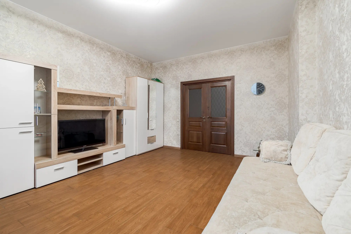 Апартаменты Огромная Уютная Квартира