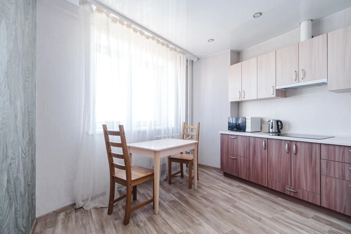 Квартира Зейская 220