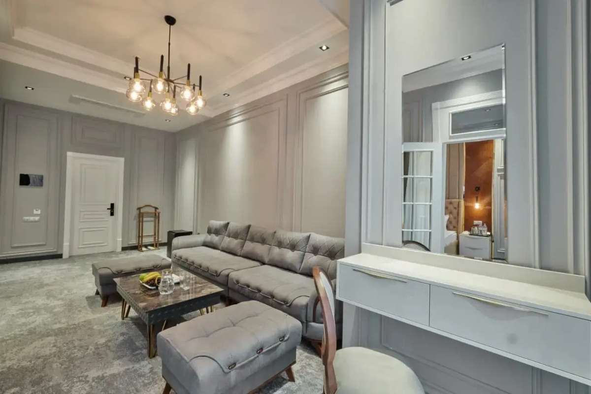 Отель Continental