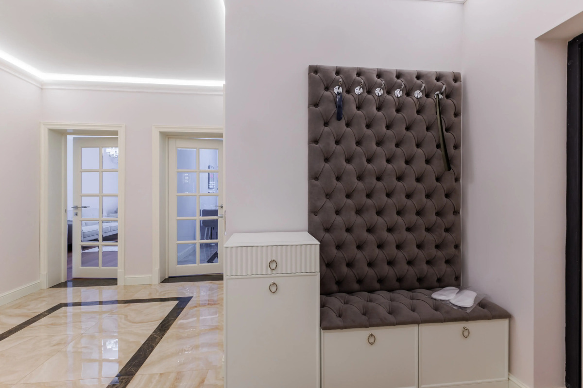 Апартаменты AURA с панорамными окнами и видом на горы