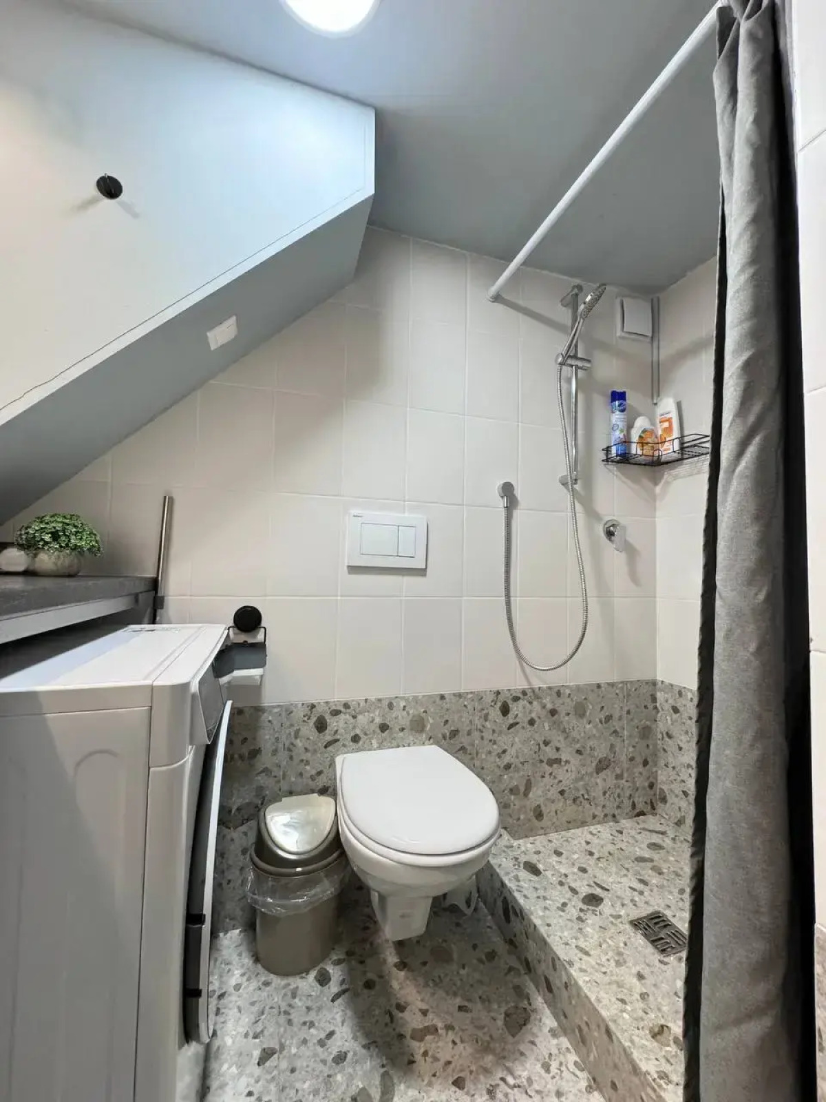 Двухуровневые Апартаменты на Нагорной с красивым видом из окна