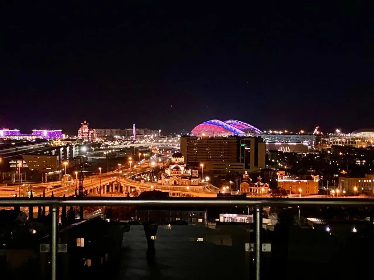 Квартира Сапфир с бассейном и видом на лес