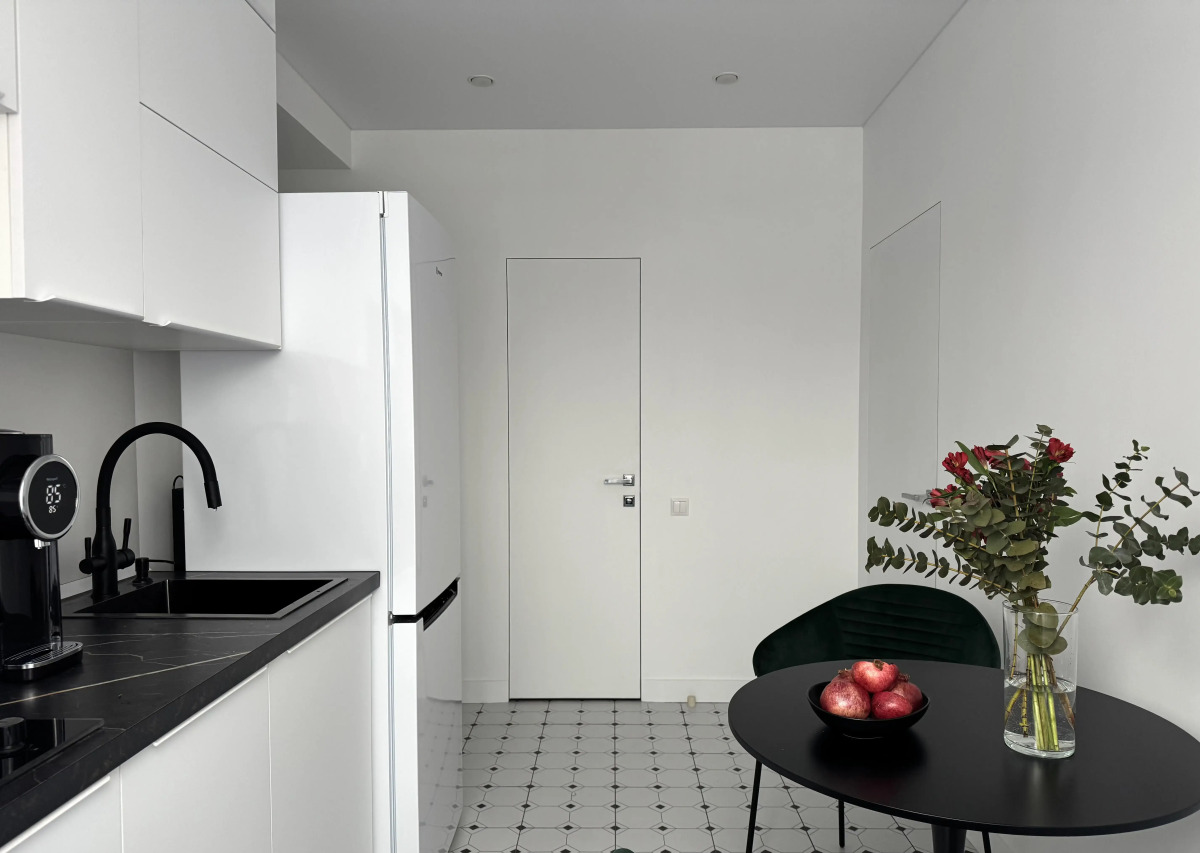 Квартира Стильная у метро Akadem