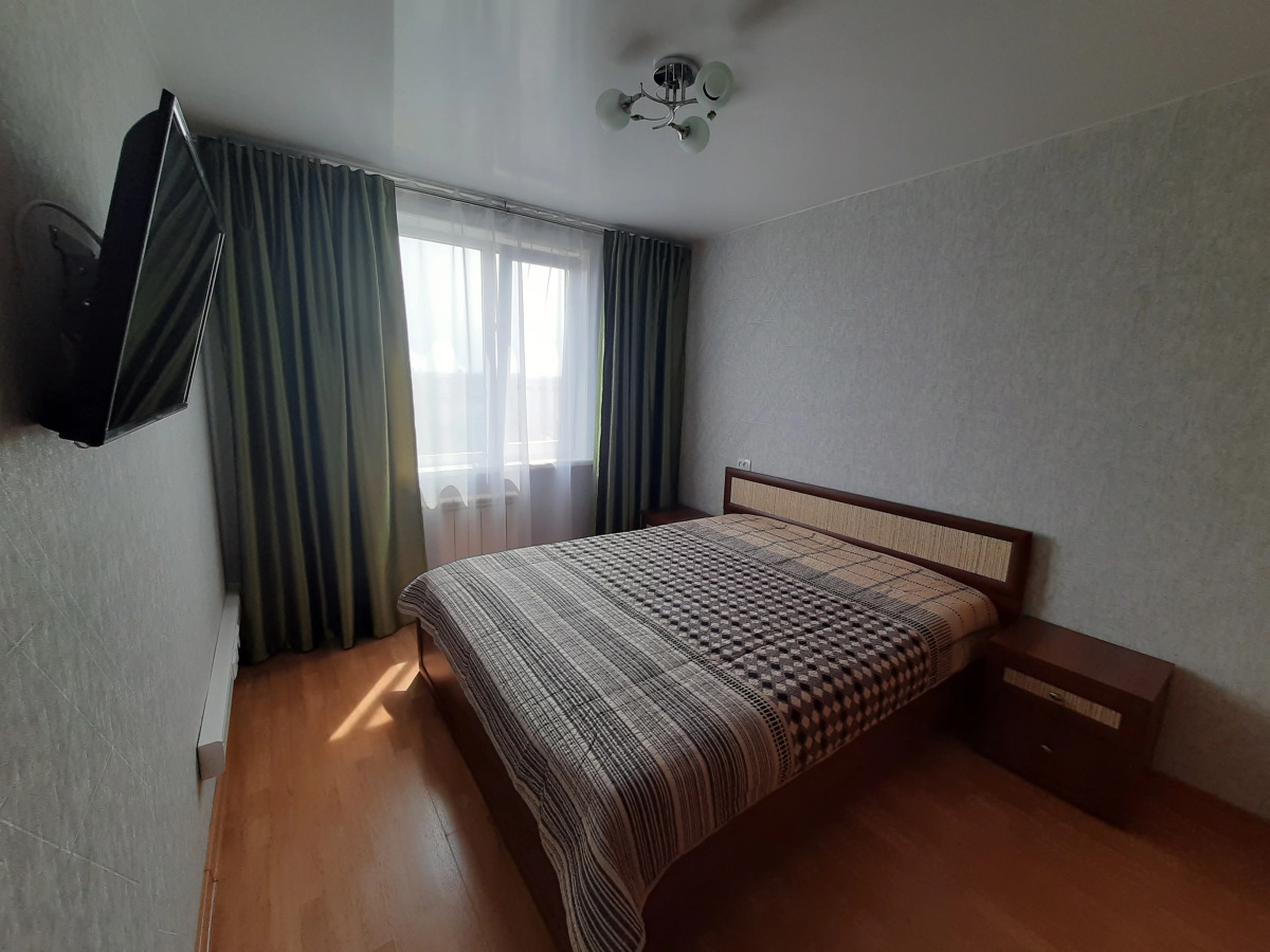 Апартаменты Уютная современная 2х-комнатная квартира