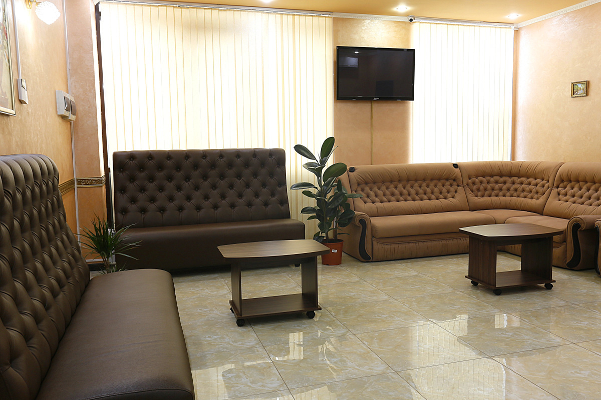 Отель Гранд Лион