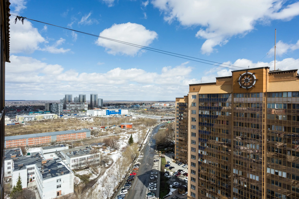 Апартаменты  на 18 Этаже Hugge Place