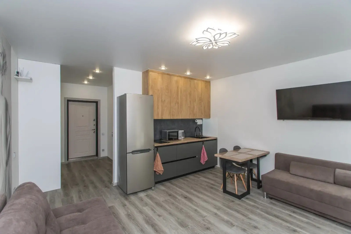 Квартира-студия уютная в новом доме