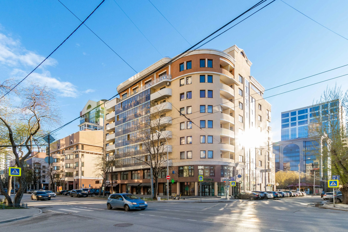 Апартаменты в центре Екатеринбурга на Белинского 30 (678)