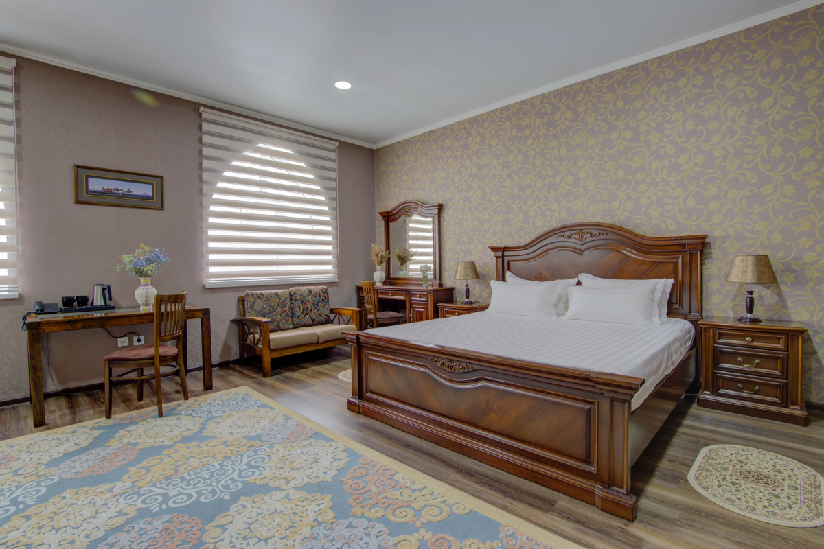 Отель Shah Palace